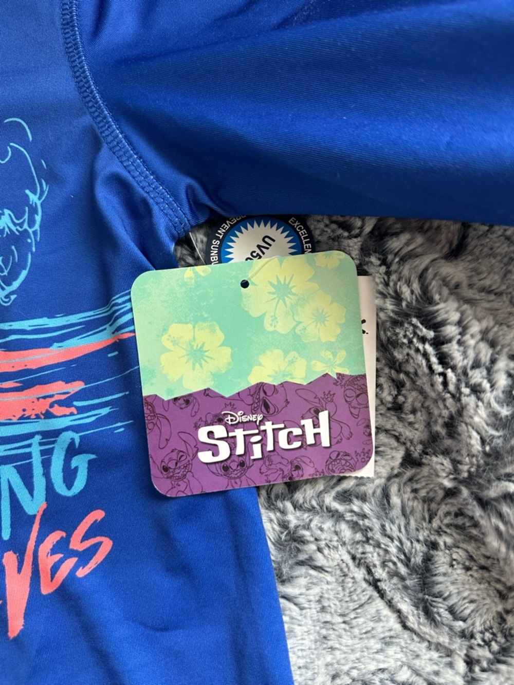 NWTS Boys Disney Lilo & Stitch Blue 'Catching Waves' Rash Guard Swim Top Sz 4/5 - Picture 3 of 6